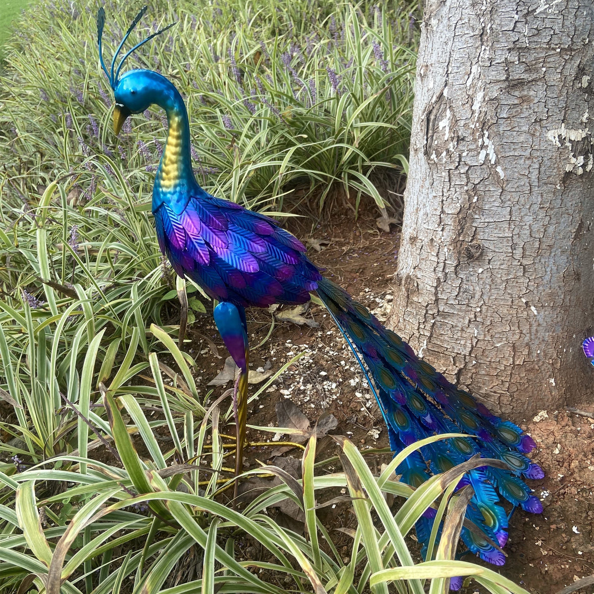 Estátua Elegante de Pavão em Metal - Perfeita para Decoração de Jardim Externo, Gramado e Pátio | Ideal para Festas e Casamentos