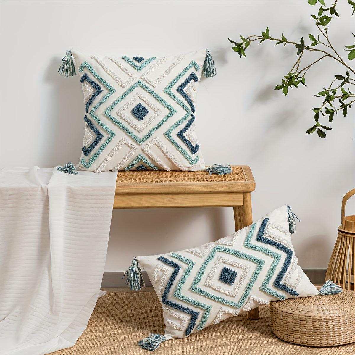 Capa de Almofada Geométrica Quadrada com Estilo Boémio, Apresentando Bordados Aveludados, Adequada para Almofadas de Sala de Estar ou Quarto.