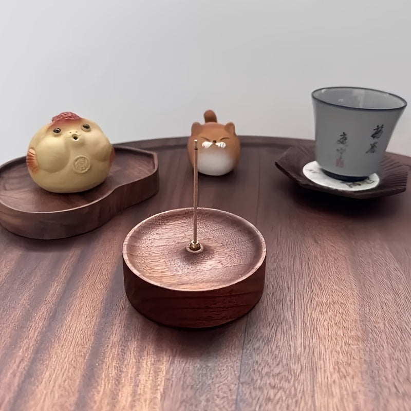 Suporte de Incenso de Madeira com Base Arredondada e Queimador Central - Altar de Meditação Zen Portátil, Compatível com Sândalo e Cedro, Design Minimalista Elegante para Casa, Estúdio de Yoga, Viagem - Difusor Durável e de Queima de Madeira, Suporte Decorativo de Incenso para Sala de Estar, Quarto ou Espaços de Meditação, Artesanal em Madeira Maciça com Base Redonda Resistente e Superfície Lisa para Queima Uniforme, Cascata de Incenso