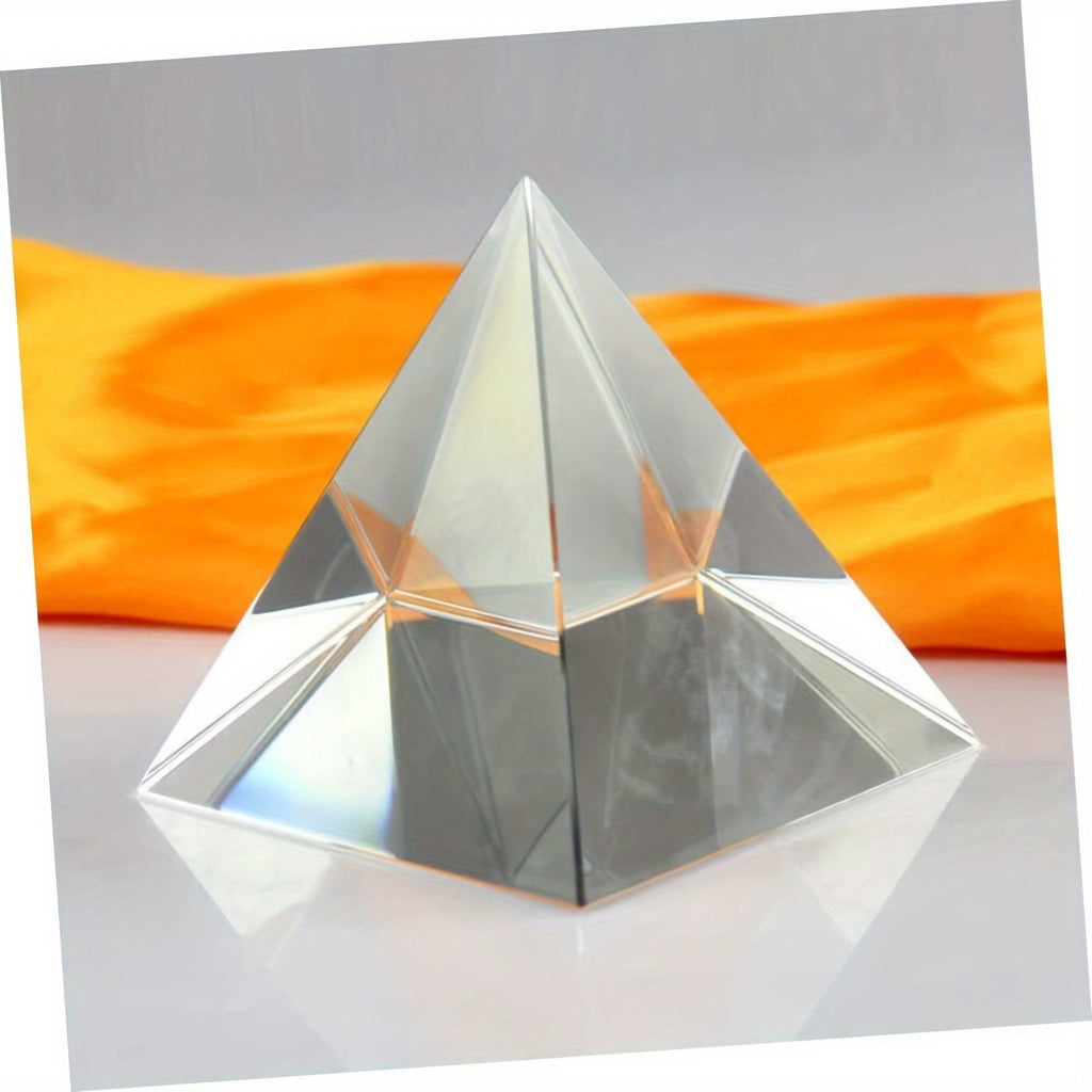 Apanhador de Sol Prisma Arco-Íris em Forma de Pirâmide - Uma Peça de Decoração Versátil para Casa Feita de Vidro, Adequada para Quartos, Escritórios e Secretárias.