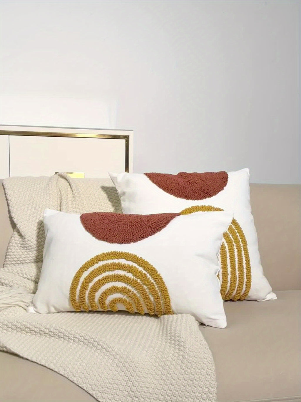 Capa de Almofada Geométrica em Meio-Círculo em Estilo Moderno Nórdico INS, Feita com Artesanato de Pelúcia Circular, Adequada para Decorar Casas de Modelo, Moradias de Hóspedes e Almofadas de Hotel.