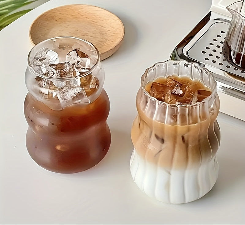 KEMORELA 4/6 unidades, Copo de Bebida com Formato Único de 17OZ, Caneca de Água Transparente Ondulada, Canecas de Café Gelado, Recipientes de Bebida Adoráveis, Utensílios de Bebida Sazonais, Produtos de Cozinha Domésticos 500ML
