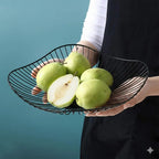 Fruteira de Ferro Preto e Dourado