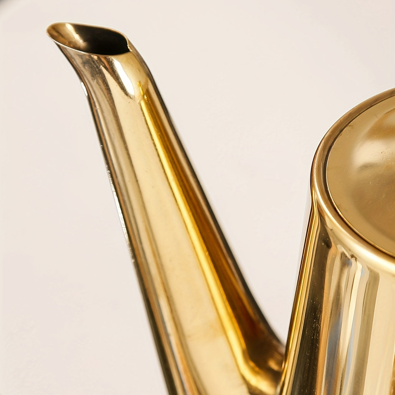 1 Peça Jarra de Água Fria em Aço Inoxidável Espessado, Estilo Europeu e Britânico, Chaleira Dourada para Chá Gelado e Café