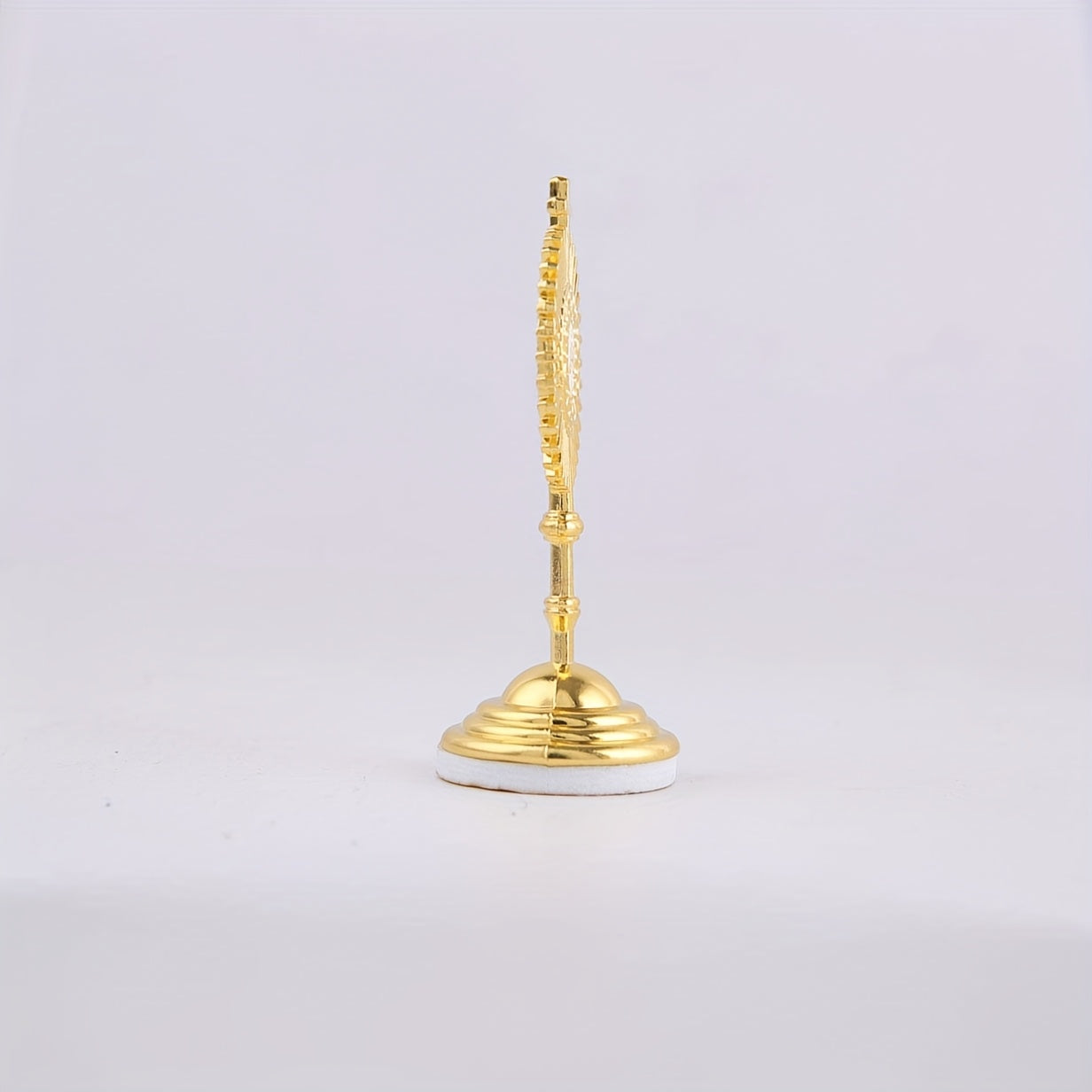 2pcs Golden Catholic Communion Monstrance Statue - Elegant Sacred Table Decor with Cross, Zinc Alloy Construction, Stable Base - for Home, Church, Office - Perfect for Mass, Christmas, Easter, Thanksgiving - Religious Gifts for Catholics, Holiday Table Accent, Ornate Religious Design, Detailed Craftsmanship