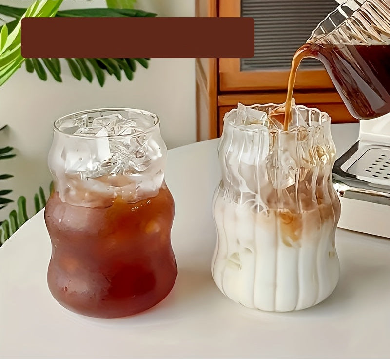 KEMORELA 4/6 unidades, Copo de Bebida com Formato Único de 17OZ, Caneca de Água Transparente Ondulada, Canecas de Café Gelado, Recipientes de Bebida Adoráveis, Utensílios de Bebida Sazonais, Produtos de Cozinha Domésticos 500ML
