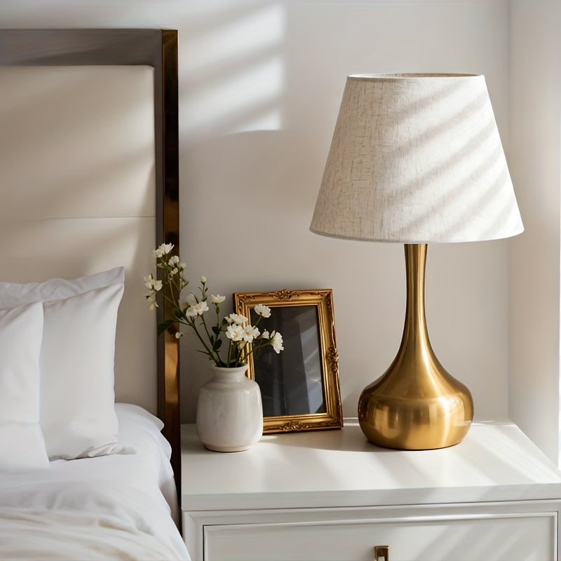 Lâmpada de Mesa Dourada Industrial Moderna | Iluminação Decorativa Minimalista com Alimentação por USB e Acabamento em Metal Polido para Quarto, Escritório, Sala de Estar & Decoração de Casa