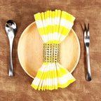 10pcs Fivela de Guardanapo Elegante com Strass, Anel de Guardanapo Dourado Brilhante, para Decoração de Mesa de Jantar, Decoração DIY de Jantar de Casamento, Suprimentos de Festa, Decoração Delicada e Simples, Decorações de Natal, Decoração de Casa