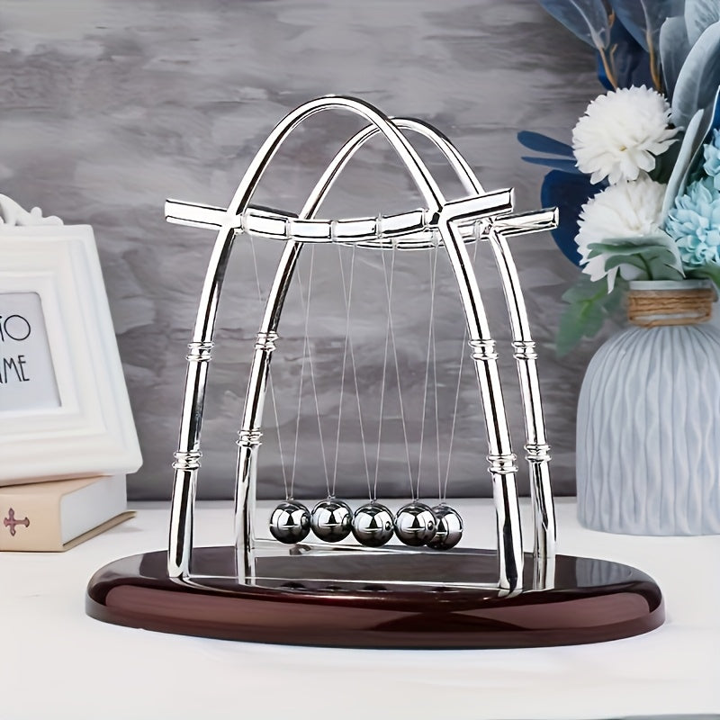 Um Pendulo em Forma de Vela, uma Bola de Pendulo Oval, uma Bola de Toque e Presentes Criativos de Artesanato para Decoração de Casa.