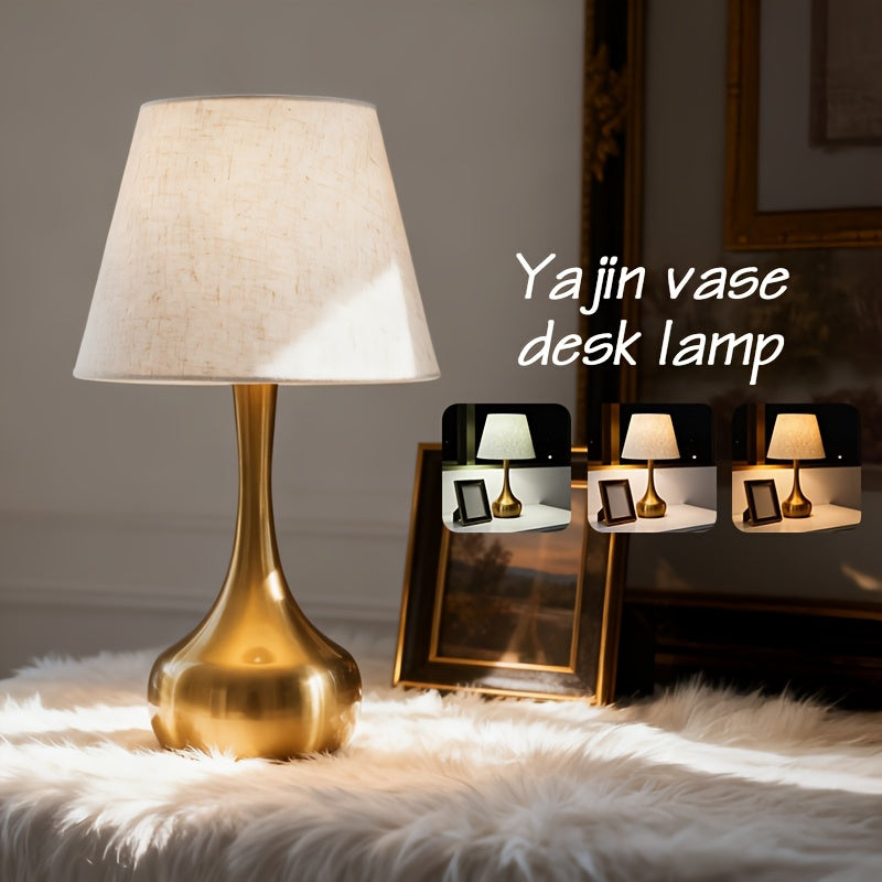 Lâmpada de Mesa Dourada Industrial Moderna | Iluminação Decorativa Minimalista com Alimentação por USB e Acabamento em Metal Polido para Quarto, Escritório, Sala de Estar & Decoração de Casa