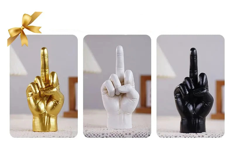 Escultura Gesto Irreverente em Resina