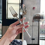 Conjunto de Talheres em Aço Inoxidável de 4/16/24 peças, Cabo de Talher com Padrão Martelado para Essenciais Domésticos, Talheres de Faca, Garfo e Colher de Alta Qualidade, Adequado para Casamentos, Hotéis, Restaurantes, Natal, Halloween, Ação de Graças, Dia dos Namorados, Dia da Mãe