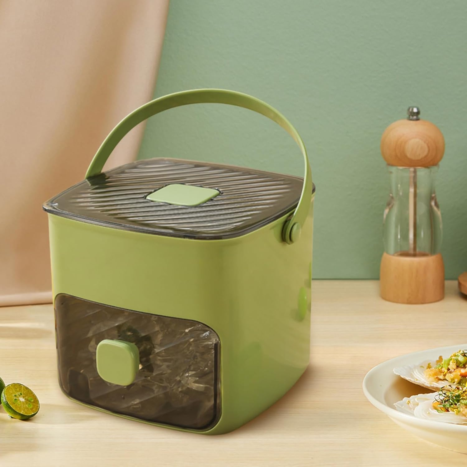 Portable Household Layer Ice Cube with Storage Bin ＆ Lid