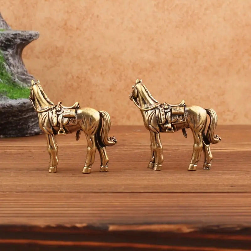 Dois Bonitos Cavalos de Figura para Decoração de Casa e Escritório