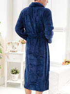 Camisola de Noite Elegante de Manga Comprida e Gola Alta para Homem com Cintura Entalhada e Bolsos Grandes