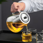 Single Glass Teapot Available in Sizes of 11.8Oz, 18.6Oz, 25.3Oz, And 32.1Oz, Designed for Tea And Water Separation. This Thickened, High-Temperature Resistant Tea Set Is Perfect for Home Brewing And Makes an Excellent Gift for Christmas, New Year