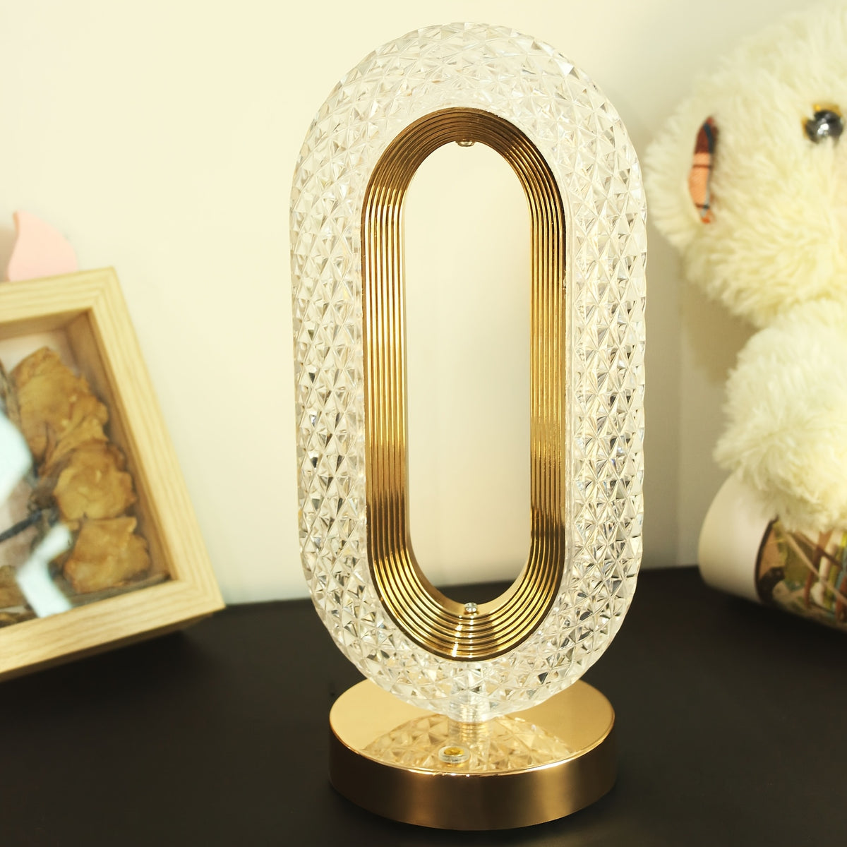 Candeeiro de Mesa Nórdico Moderno Minimalista Criativo Romântico de Cristal com Carregamento, Interruptor Tátil, Regulação Contínua de Três Cores, Adequado para Decoração de Casa de Quarto e Sala de Estar
