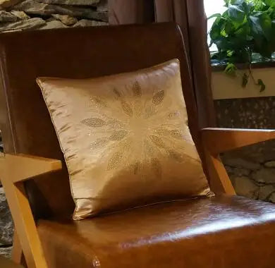 Almofada de Veludo Luxuosa com Strass