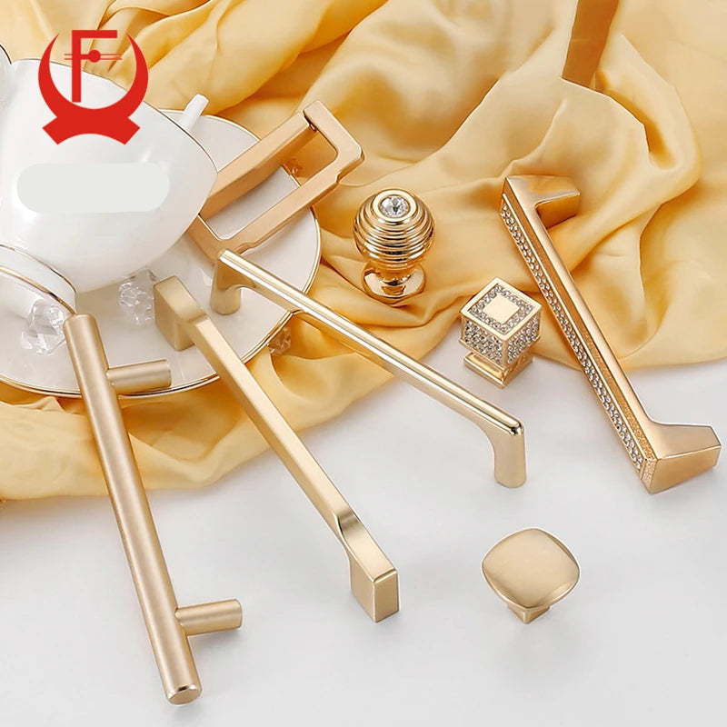 Puxadores Dourados Pérola para Móveis