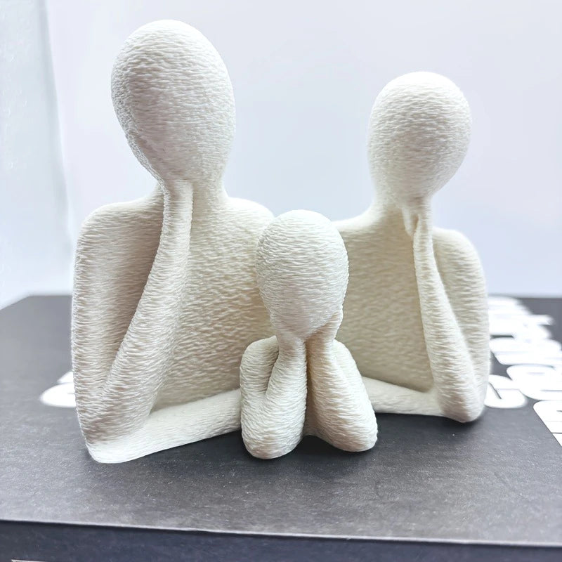 A Cozy 3D Ornament for a Family of Three, Abstract Minimalist Art Couple Decoration, Statue of Parents and Son, Light Luxury Home Desktop Decoration for Wine Cabinet, Living Room, Entrance, and Tv Cabinet, Is a Perfect Gift for Mom, Wife, or Friends