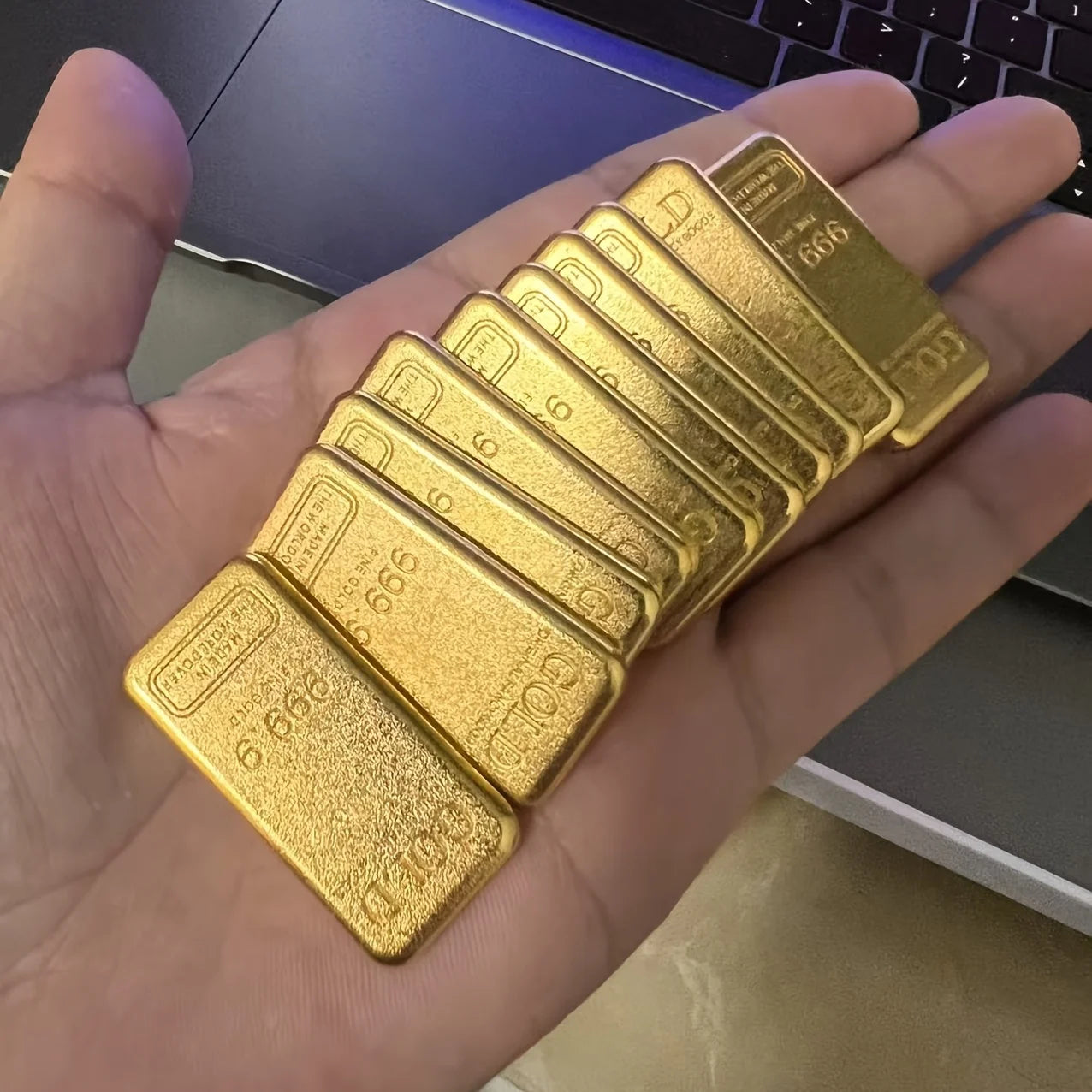 1pc Realistic Golden Bar - Heavy-Duty Metal Replica with Realistic Appearance & Weight, Elegant Home Decor for Living Room