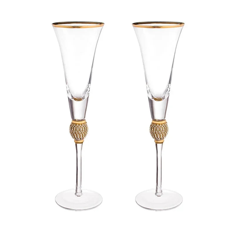 Conjunto de Taças de Cristal com Borda Dourada e Diamante