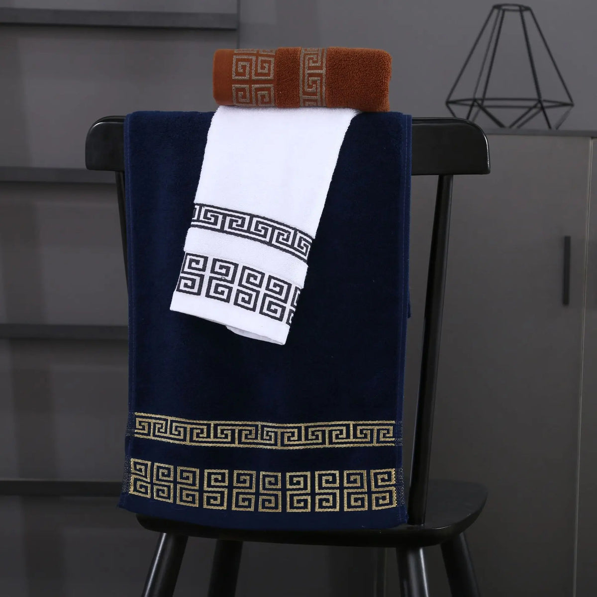 2pcs Set Black Bathroom Towel Sets 100% Cotton Embroidered Bathroom Towel Christmas Gift Sport Towel Sets Home Hotel Use 수건 세트