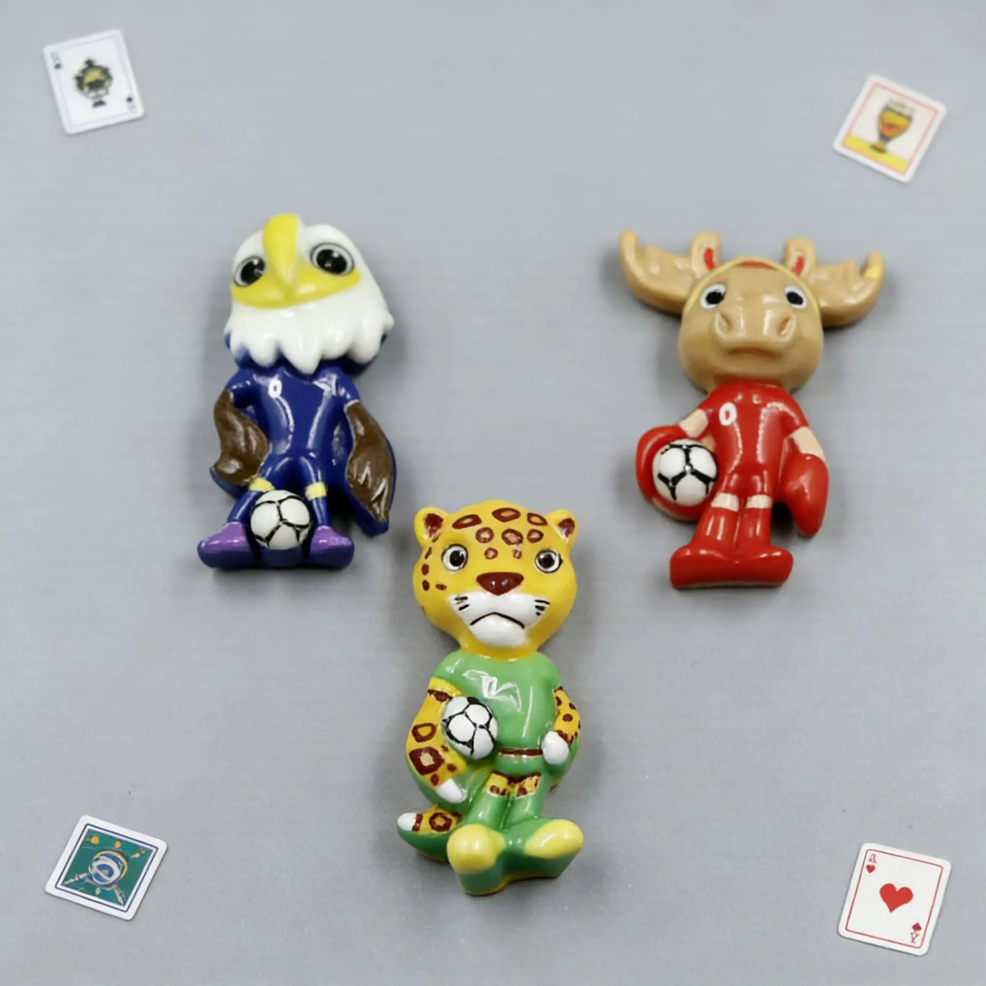 Acessórios de resina do mascote da Copa do Mundo EUA-Canadá-México 2026, miniaturas de carro com cola creme, materiais DIY para chaveiros e joias
