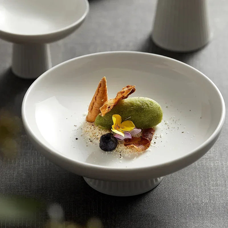 Prato de lanche de frutas alto branco cerâmica redonda prato de sobremesa ocidental requintado vertical bandeja de armazenamento de macarrão de frutas utensílios de mesa de restaurante