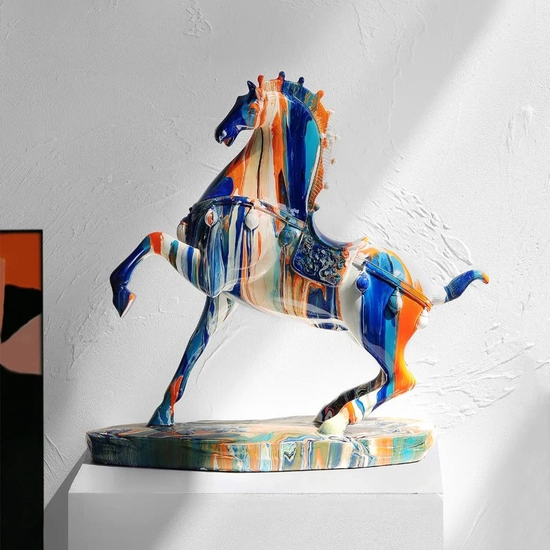 Luxury Galloping Horse Success Sculpture Elegant Desk Decor Home Ornament Housewarming Gift for Living Room