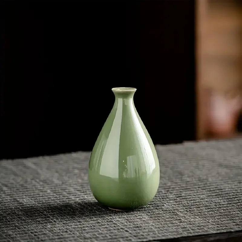 Vaso de Cerâmica Verde Elegante