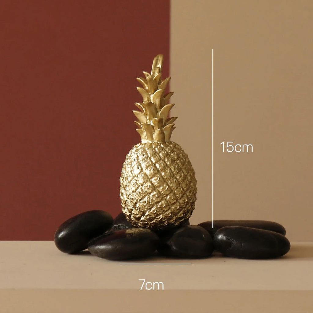 Nordic Gold Pineapple Sculpture - Instagrammable Decor for Coffee Table, Creative Photography Prop & Living Room Ornament