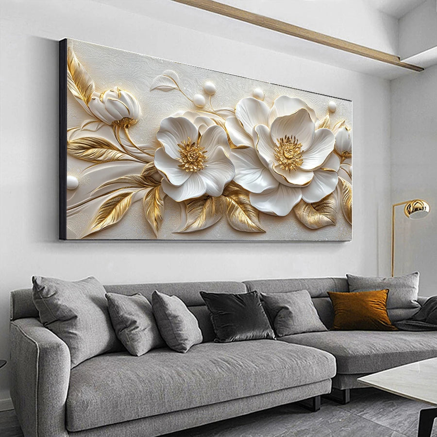 Quadro Floral Branco com Folhagens Douradas