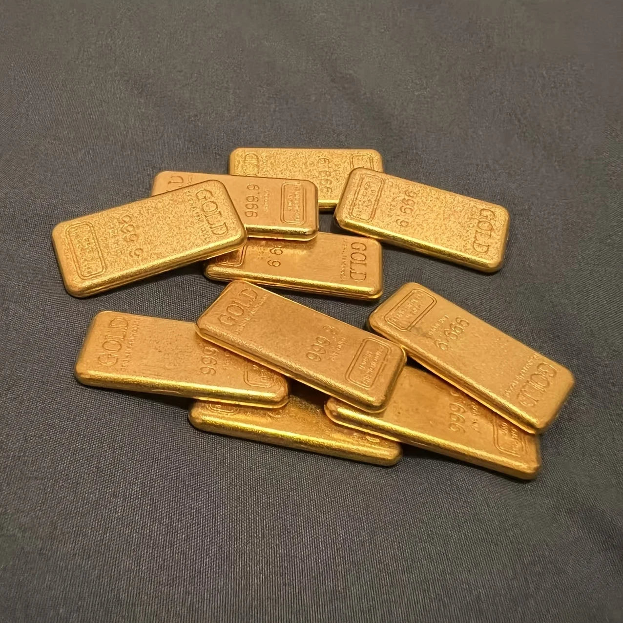 1pc Realistic Golden Bar - Heavy-Duty Metal Replica with Realistic Appearance & Weight, Elegant Home Decor for Living Room