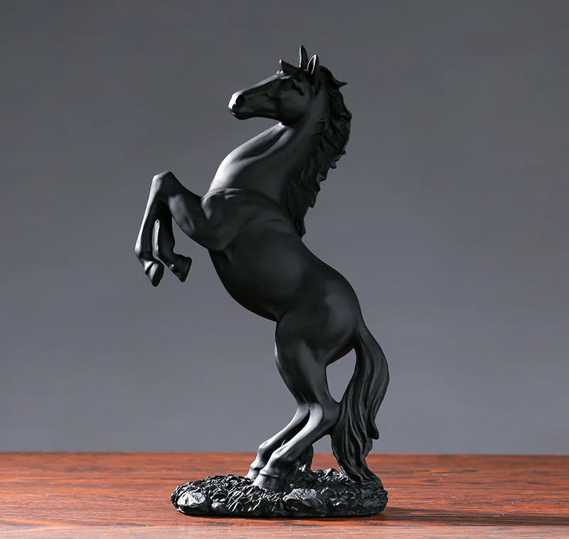 Estátua de Cavalo Vitória em Resina