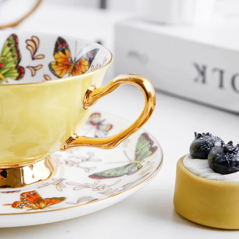 220ml, conjunto de xícara de chá de porcelana de osso fino com pires, design de borboleta colorida tasse uma xícara de cerâmica de café, pires de xícara de café expresso.