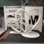Escultura Amor em Preto e Branco