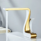 Luxo branco ouro misturador do banheiro torneira da bacia de lavagem de bronze pia água quente e fria retro torneira único furo do banheiro