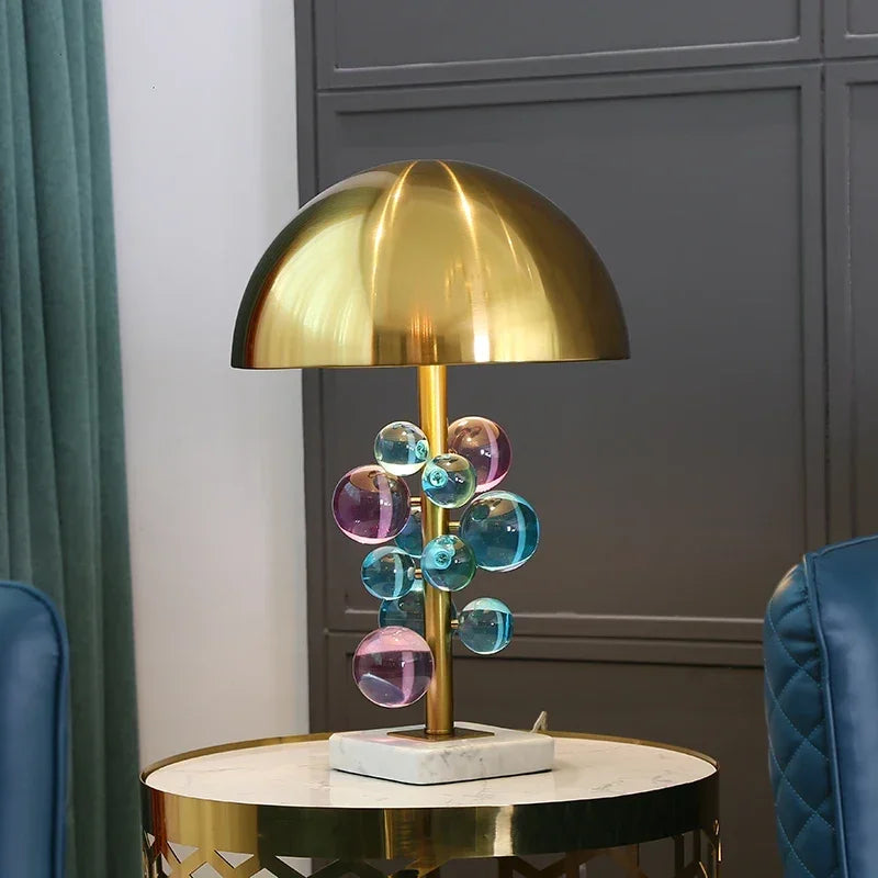 Luz de luxo criativo candeeiro mesa cristal colorido transparente quarto estudo candeeiro mesa pós moderna decoração do quarto