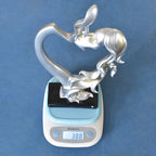 1 peça Estátua de Casal em Resina Minimalista Moderna, Ornamento de Escultura de Figura Abstrata, Decoração de Casa, Peça de Artesanato em Resina de Estilo Minimalista de Luxo, Adequado para Decorar Mesas de Sala de Estar e Garrafeiras, Presente Perfeito para Amigos, Presente de Dia dos Namorados.