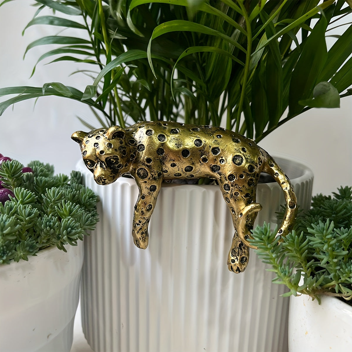 1pc Suporte de Resina de Leopardo Dourado - Acessório Decorativo para Pote de Flores Montado na Parede para Casa e Jardim, Perfeito para Decoração de Ação de Graças, Decorações de Parede Exteriores e Miniaturas de Jardim, Suporte de Pote de Flores
