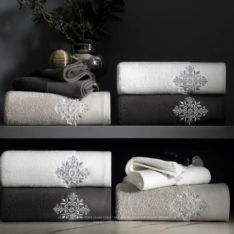 Toalha de Rosto e Corpo em Algodão Puro e Espesso com Bordado - Exclusivo para Hotéis, Luxo Classe A, Macia, Absorvente, Sem Desfiamento, Uso Doméstico, Salão de Beleza, SPA, Presente de Alta Qualidade