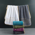 A Set of 2pcs of Gold-Trimmed Luxury Striped Star-Shaped Coral Fleece Bath Towels And Towels, Measuring 70*140Cm/27.5*55.1 Inches And 35*75Cm/13.4*29.5 Inches, Perfect for Bathrooms, Gyms, Parties, Gifts, Holidays, And Hotels