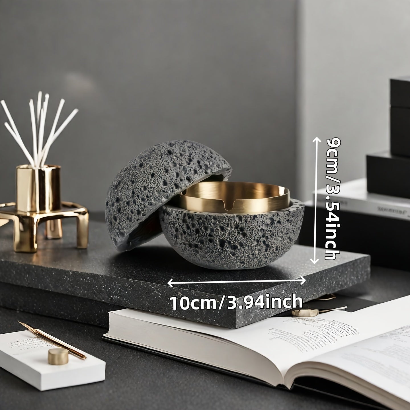 Nordic Industrial Minimalist Concrete Ashtray, Artisan-Made Natural Texture, Removable Stainless Steel Bowl & Anti-Fly Ash Lid - Easy Clean, Durable Outdoor/Indoor Decor for Living Room, Bar, Office - Ideal Father's Day, Christmas, Housewarming Gift