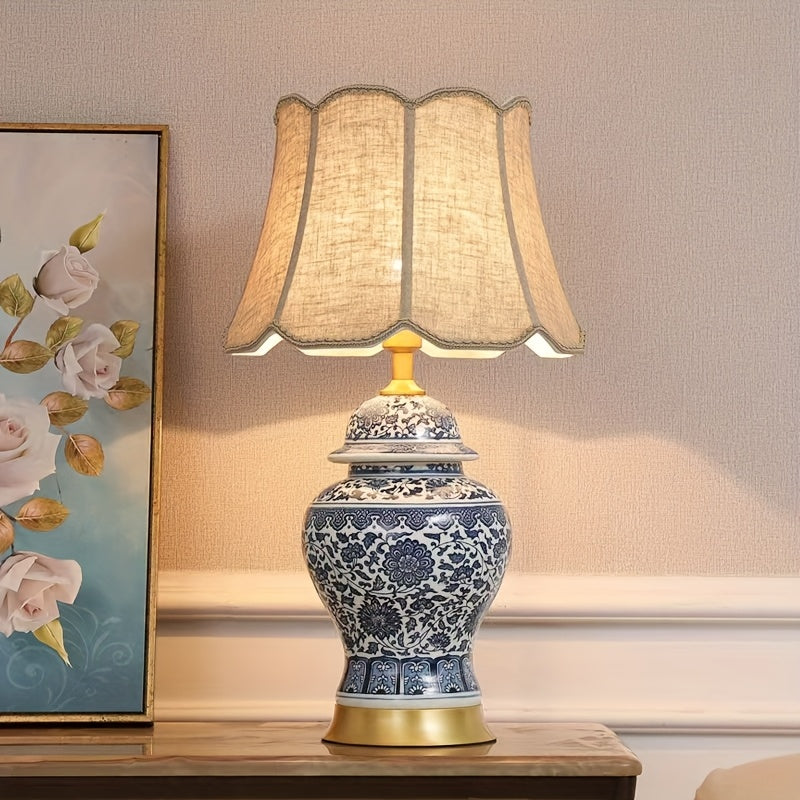 Candeeiro de Mesa Moderno Chinês em Porcelana Azul e Branca - Candeeiro de Cabeceira em Cerâmica Jingdezhen com Cabo Alimentado por USB, Design Elegante Branco e Azul para Sala de Estar, Sofá, Mesa de Cabeceira - Abajur Durável em Tecido e Controlo do Interruptor, Candeeiro de Mesa Para Sala de Estar