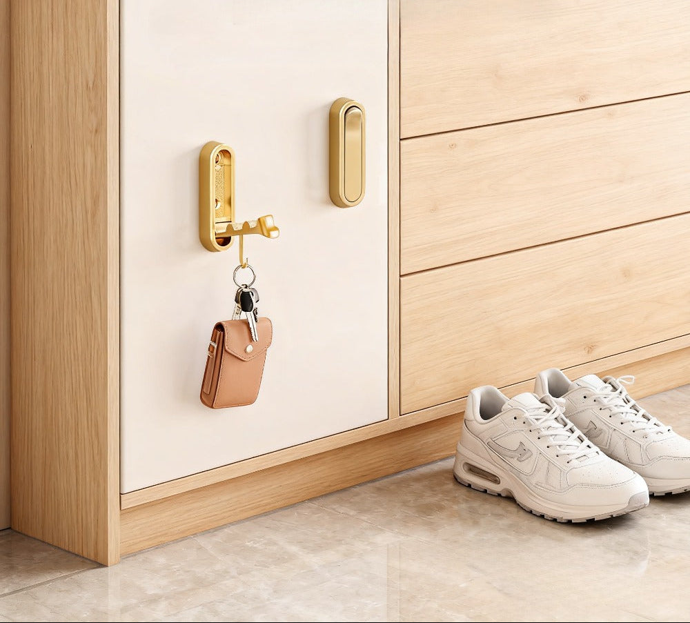 Conjunto de 2 Ganchos Dobráveis para Casacos | Ganchos de Parede Resistentes, Simples e Modernos, Ganchos de Parede Robustos em Alumínio, Adequados para Pendurar Casacos, Bolsas e Toalhas | Design Dobrável que Poupa Espaço, Ideal para Casas de Banho, Cozinhas, Hall de Entrada e Roupeiros