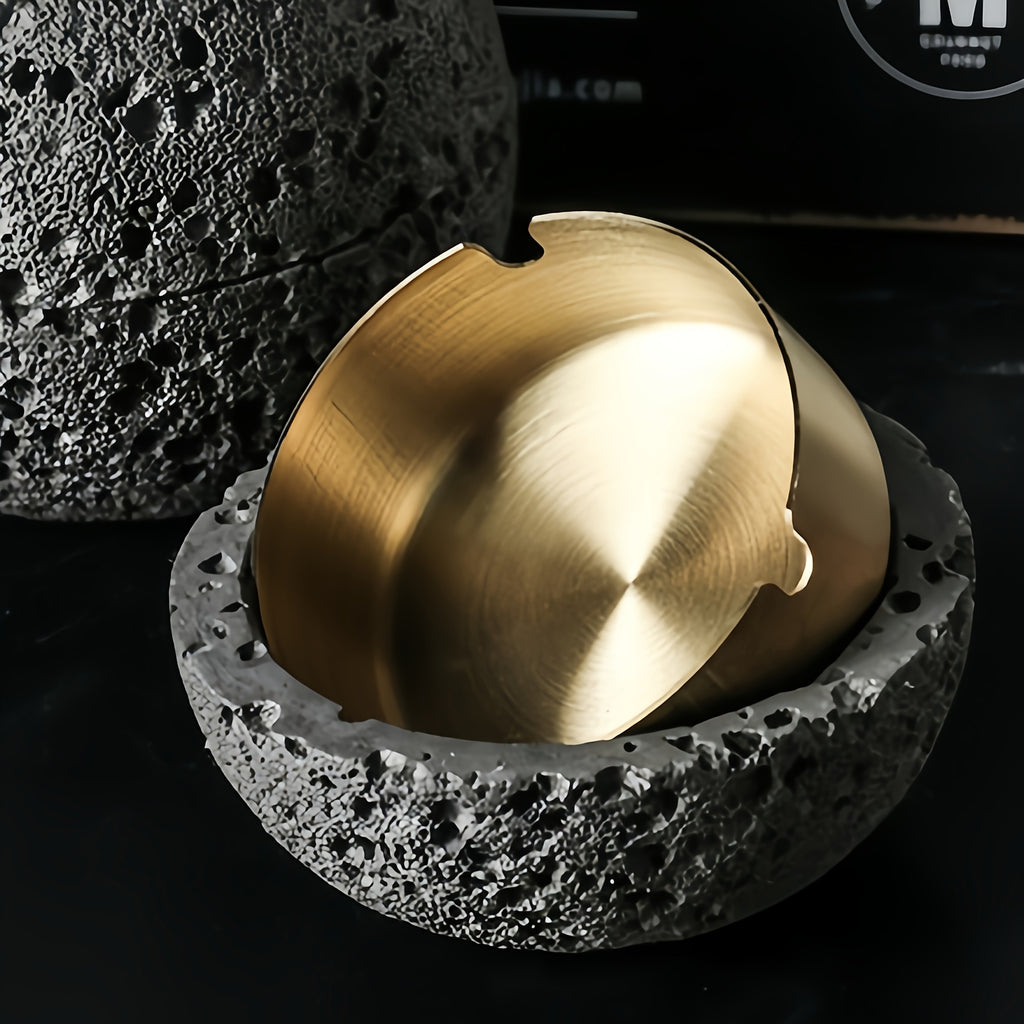 Nordic Industrial Minimalist Concrete Ashtray, Artisan-Made Natural Texture, Removable Stainless Steel Bowl & Anti-Fly Ash Lid - Easy Clean, Durable Outdoor/Indoor Decor for Living Room, Bar, Office - Ideal Father's Day, Christmas, Housewarming Gift